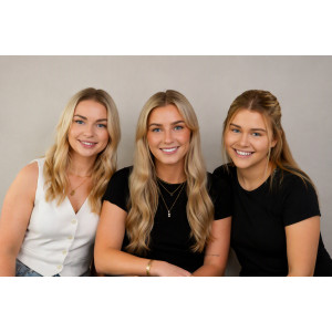 Indie & Beth & Zara